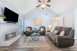 4805 Hunter Trace, Powder Springs, GA 30127 - Photo 5