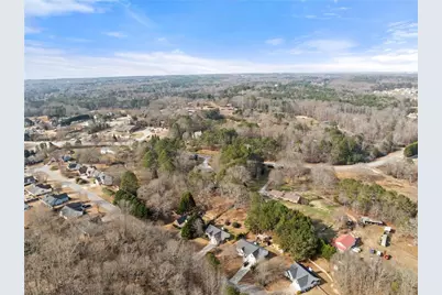 1360 Platinum Drive, Hoschton, GA 30548 - Photo 5