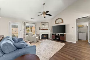 1360 Platinum Dr, Hoschton, GA 30548 - Photo 19