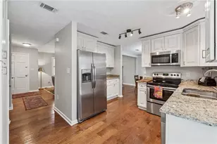 2423 Turtle Crossing NE, Marietta, GA 30066 - Photo 9