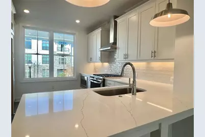 637 Milcroft Boulevard, Buford, GA 30518 - Photo 7