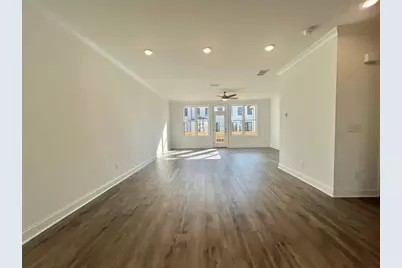 637 Milcroft Boulevard, Buford, GA 30518 - Photo 9