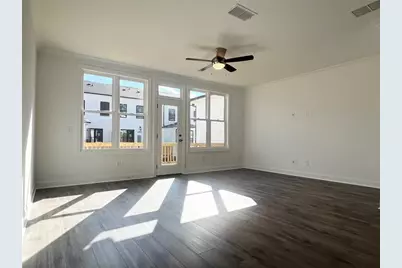 637 Milcroft Boulevard, Buford, GA 30518 - Photo 11