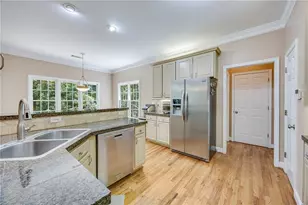 6416 Deep Woods Ct, Flowery Branch, GA 30542 - Photo 23