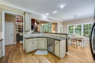 6416 Deep Woods Ct, Flowery Branch, GA 30542 - Photo 25