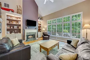 6416 Deep Woods Ct, Flowery Branch, GA 30542 - Photo 17