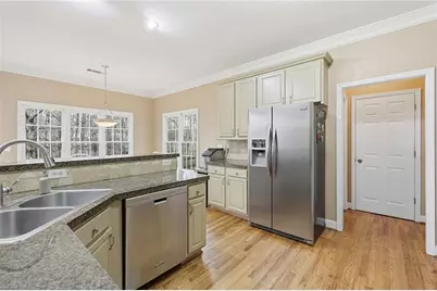 6416 Deep Woods Court, Flowery Branch, GA 30542 - Photo 19