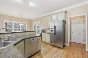 6416 Deep Woods Ct, Flowery Branch, GA 30542 - Photo 19