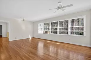 561 Bridgewater Dr, Atlanta, GA 30328 - Photo 25