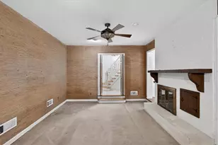 561 Bridgewater Dr, Atlanta, GA 30328 - Photo 13