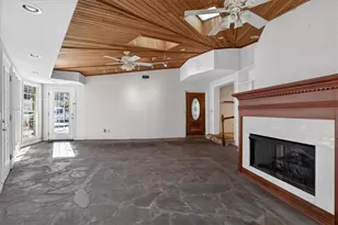 561 Bridgewater Dr, Atlanta, GA 30328 - Photo 39