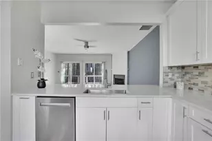 9165 Nesbit Ferry Rd, Alpharetta, GA 30022 - Photo 7