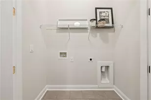 526 Pearl St, Cumming, GA 30040 - Photo 17