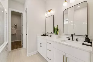 526 Pearl St, Cumming, GA 30040 - Photo 21