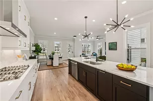 526 Pearl St, Cumming, GA 30040 - Photo 15