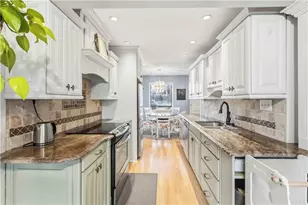 4872 Twin Lakes Trail, Dunwoody, GA 30360 - Photo 7