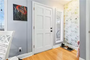 4872 Twin Lakes Trail, Dunwoody, GA 30360 - Photo 3