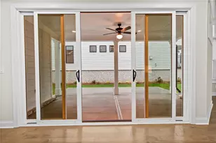 579 Pearl St, Cumming, GA 30040 - Photo 13