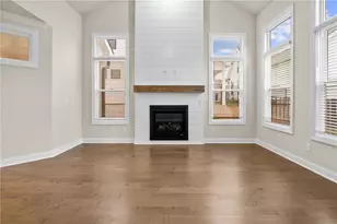 579 Pearl St, Cumming, GA 30040 - Photo 3