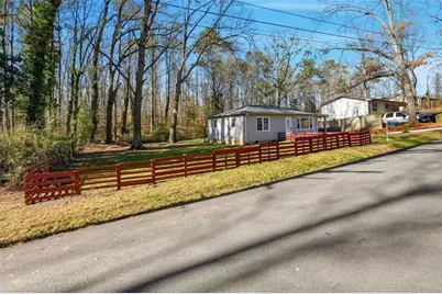 6709 Baker Drive, Lithia Springs, GA 30122 - Photo 3