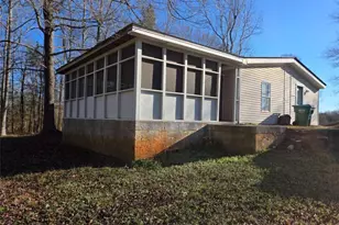 145 Rock Forge Ct, Jefferson, GA 30549 - Photo 3