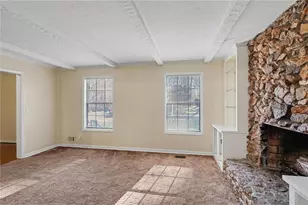 1236 Country Pine Dr, Ellenwood, GA 30294 - Photo 7