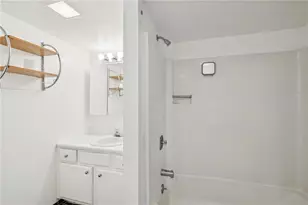 1233 Woodland Ave NE, Atlanta, GA 30324 - Photo 17
