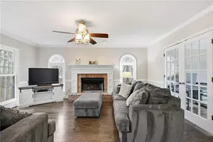 511 Deer Run Way, Woodstock, GA 30189 - Photo 5