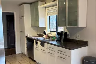 1756 Pierce Arrow Pkwy, Tucker, GA 30084 - Photo 7