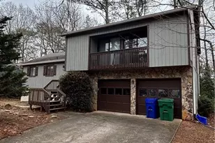 1756 Pierce Arrow Pkwy, Tucker, GA 30084 - Photo 1