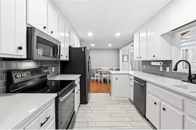 126 Midway Road NW, Marietta, GA 30064 - Photo 13