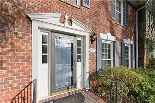 1102 Moorestown Cir, Decatur, GA 30033 - Photo 3