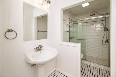 2536 Lakeshore Drive NE, Conyers, GA 30012 - Photo 23