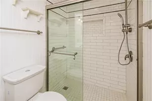 2536 Lakeshore Dr NE, Conyers, GA 30012 - Photo 15