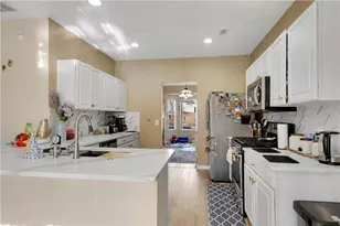 10005 Lauren Hall Ct, Alpharetta, GA 30022 - Photo 9