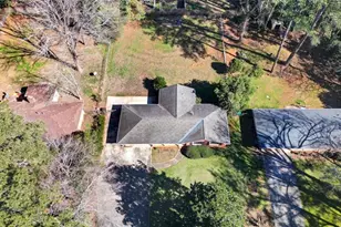 1266 Hickory Dr SW, Lilburn, GA 30047 - Photo 13