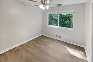 2416 Peachwood Cir NE, Atlanta, GA 30345 - Photo 15