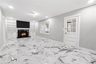 3695 Woodberry Dr, Duluth, GA 30096 - Photo 9