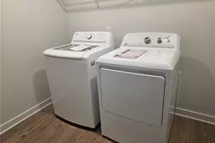 1701 Harper Lily Ln, Lawrenceville, GA 30043 - Photo 5