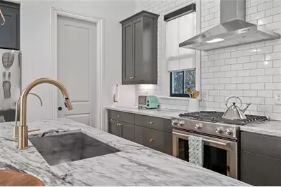 518 Bismark Road NE, Atlanta, GA 30324 - Photo 11