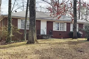 601 Walnut Pl, Marietta, GA 30060 - Photo 1