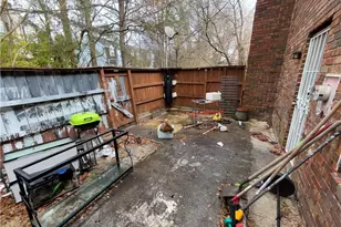 6354 Shannon Pkwy, Union City, GA 30291 - Photo 17