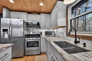 215 Valley View Rd, Ellijay, GA 30536 - Photo 11