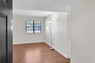 475 Mount Vernon Hwy NE, Atlanta, GA 30328 - Photo 3