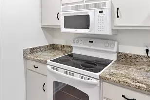 475 Mount Vernon Hwy NE, Atlanta, GA 30328 - Photo 9