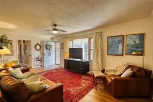 1812 Oak Spring St, Statham, GA 30666 - Photo 5