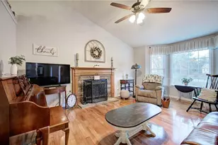 26 S Oaks Dr SE, Cartersville, GA 30121 - Photo 5