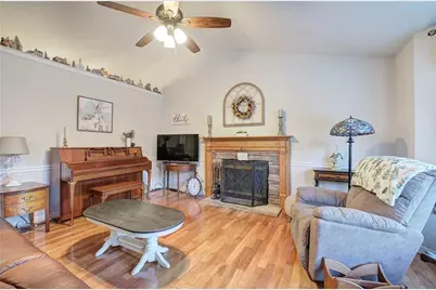 26 S Oaks Drive SE, Cartersville, GA 30121 - Photo 3