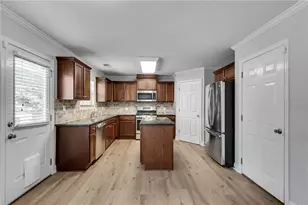 389 Commons Park Ln, Tucker, GA 30084 - Photo 21