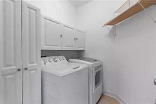 3010 Village Green Cir, Roswell, GA 30075 - Photo 41